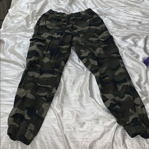 Camo cargo joggers